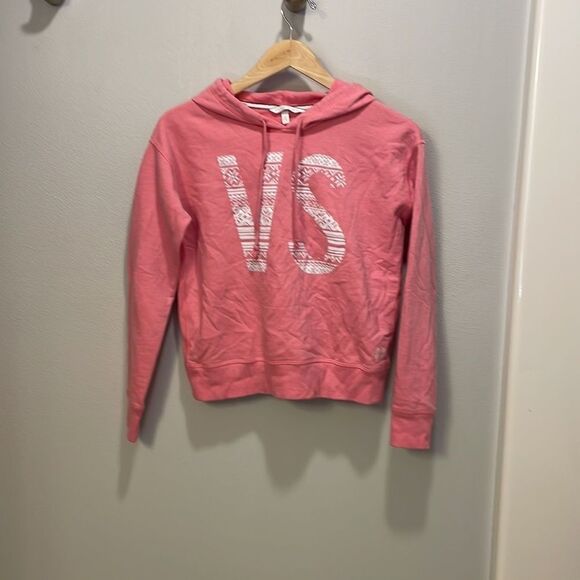 Victoria Secrets woman’s pink sweatshirt that says VS with snowflakes - Picture 2 of 11